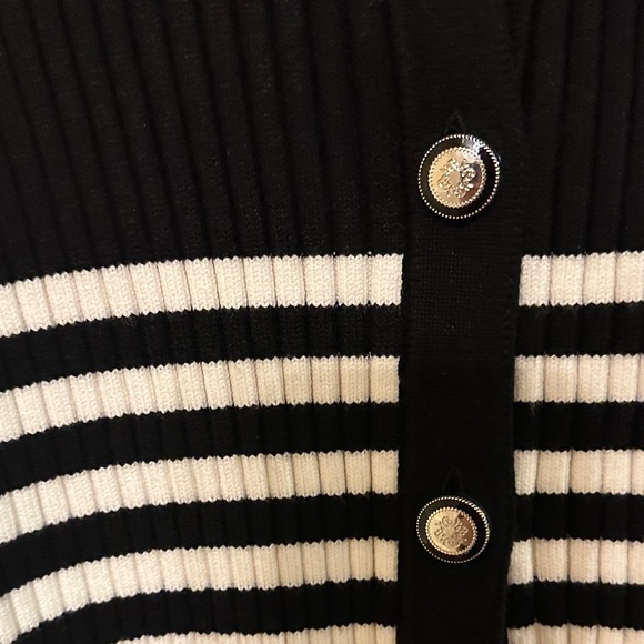 White House Black Market NWT BW Striped Women's Cardigan - Picture 13 of 13